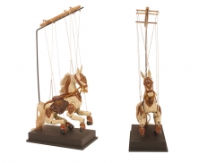 horse puppet stand11015